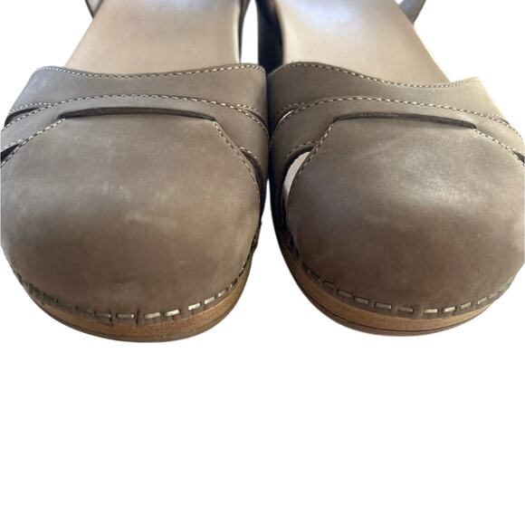 Dansko Betsey Taupe Grey Mary Jane Leather Clog 40 (9.5-10) - Picture 3 of 6